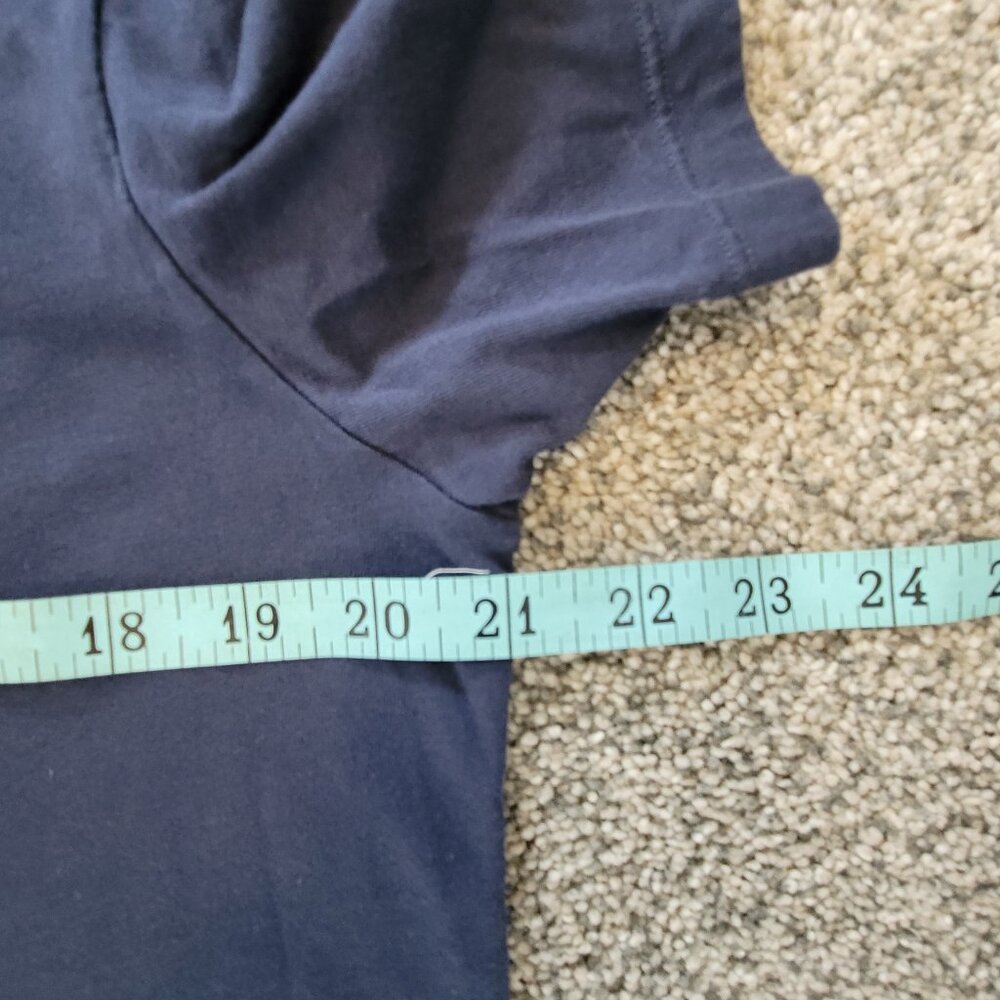 Columbia Navy T-Shirt Large, Nice pre-owned Condition. - Picture 7 of 9